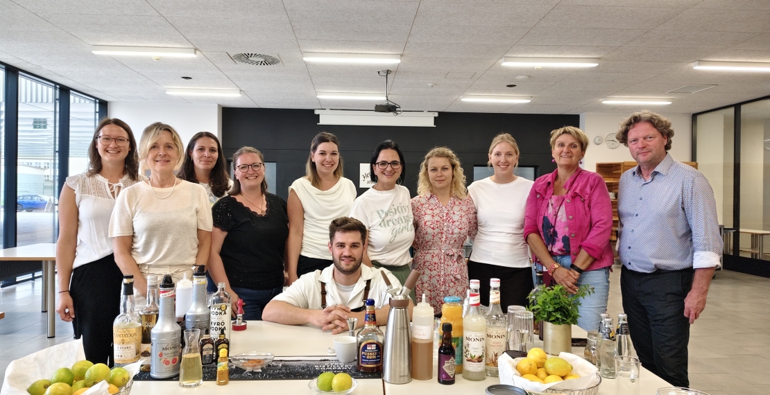 Cocktailworkshop für das Fachpraxis-Team